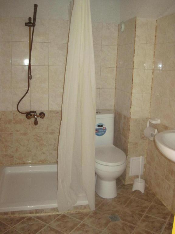 Hadjibulevata Guest House Kovachevtsi Extérieur photo